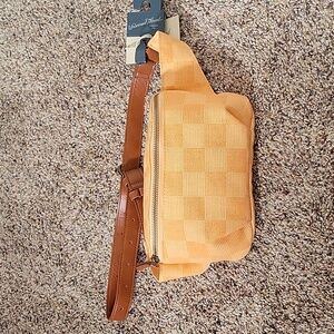 Universal Thread Checkered Hip/Fanny Pack